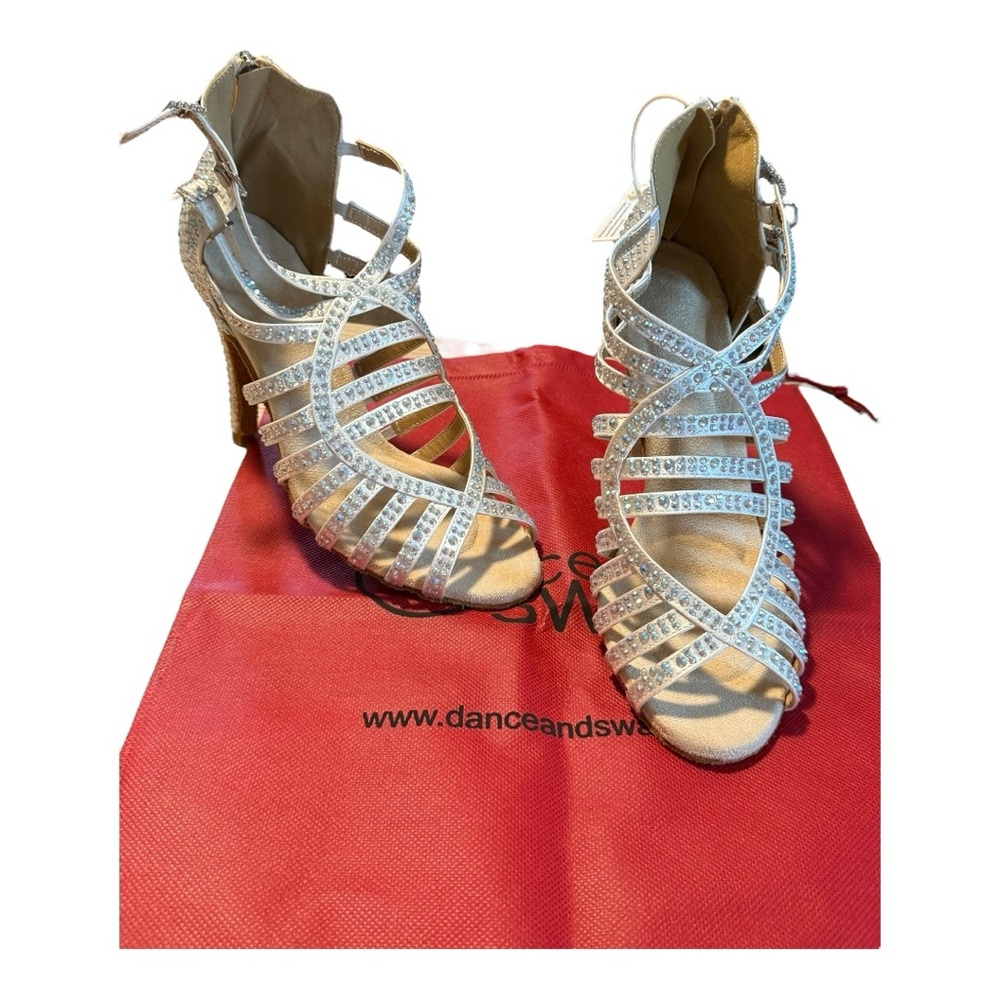 Dance & Sway Silver Rhinestone Leatherette Ballroom Dance Shoes Sz 7-7.5 4” Heel